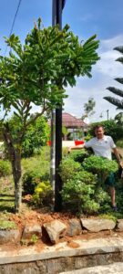 Warga Perumnas JSP Pertanyakan Izin Pendirian Tiang Internet