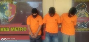 Satreskrim Polres Metro Polda Lampung Merilis Pelaku Tiga C 3