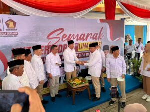 HUT Ke.15, DPC Partai Gerindra Palembang Dipadati Oleh Para Pemancing Ikan