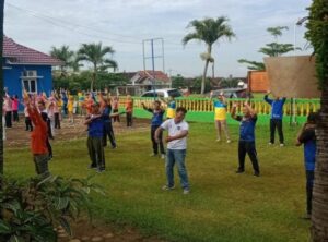 Jum’at Berkah.Tiga Pliar di Sekampung Udik gelar Olahraga bersama