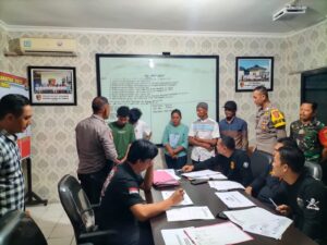 Babinsa Koramil 06/Purbolinggo Dampingi Penyelesaian Kasus Pencurian Melalui Restorative Justice