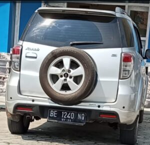 Bendahara PWI Lampung Timur Salah Gunakan Mobil Dinas Pemda