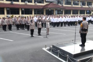 Kombes Pol Muhammad Anis Prasetio Santoso, SIK pimpin apel di lapangan Polda Sumsel