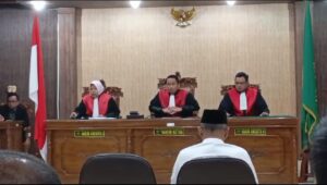 Tok, Qomaru Divonis Pidana Denda Rp 6 Juta Subsider Satu Bulan Penjara