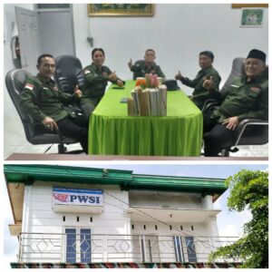 Rapat Perdana DPP PWSI di Kantor Berlantai Dua di Komplek Perkantoran Pemkab Lampung Timur