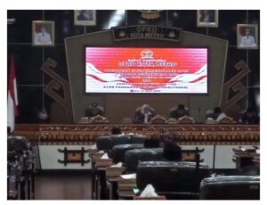 DPRD Kota Metro Rapat Paripurna : Jawaban Walikota Metro atas Pandangan Umum