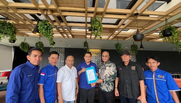 KETUA PWI LAMTIM MAIN PECAT 9 ANGGOTA BIASA,DK PWI PUSAT TURUN TANGAN