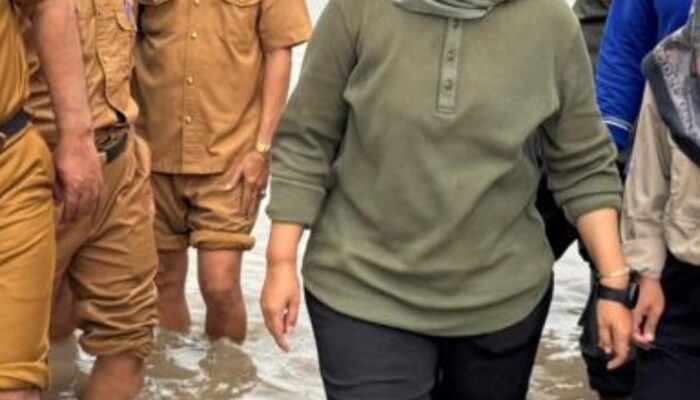 Video Pelajar Naik Perahu Viral, Bupati Lamtim Ela S Nuryamah Pastikan Jembatan Merah Putih Segera Dibangun