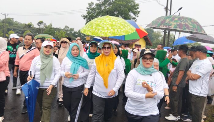 Bupati Ela Bersama Masyarakat Rayakan Hut Ke-27 Kabupaten Lampung Timur