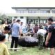 DANDIM 0429/LAMPUNG TIMUR SERAHKAN HEWAN KURBAN USAI SHOLAT IDUL ADHA